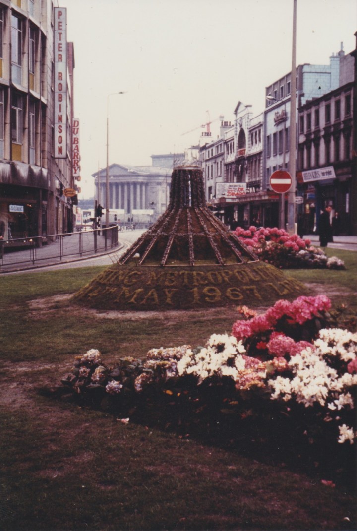 liverpoolmcathedralfloral
