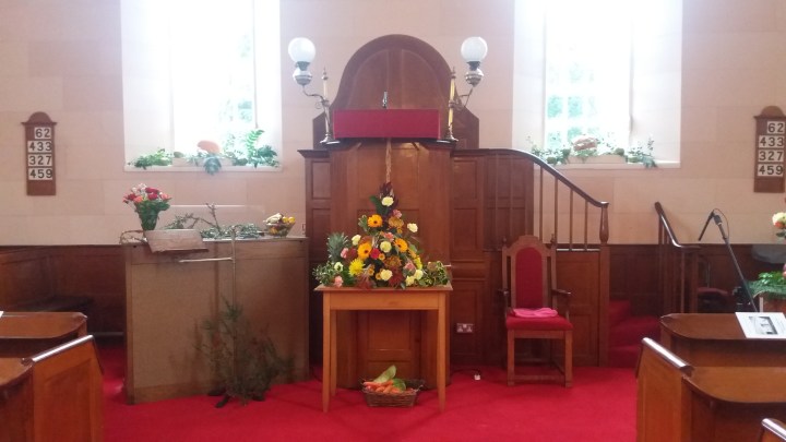 CloughHarvestpulpit201702