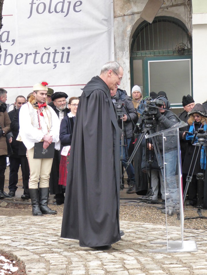 Rev Istvan Kovacs Director of Public Affairs HUC