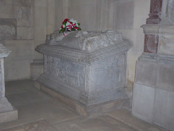 Queen Isabella tomb