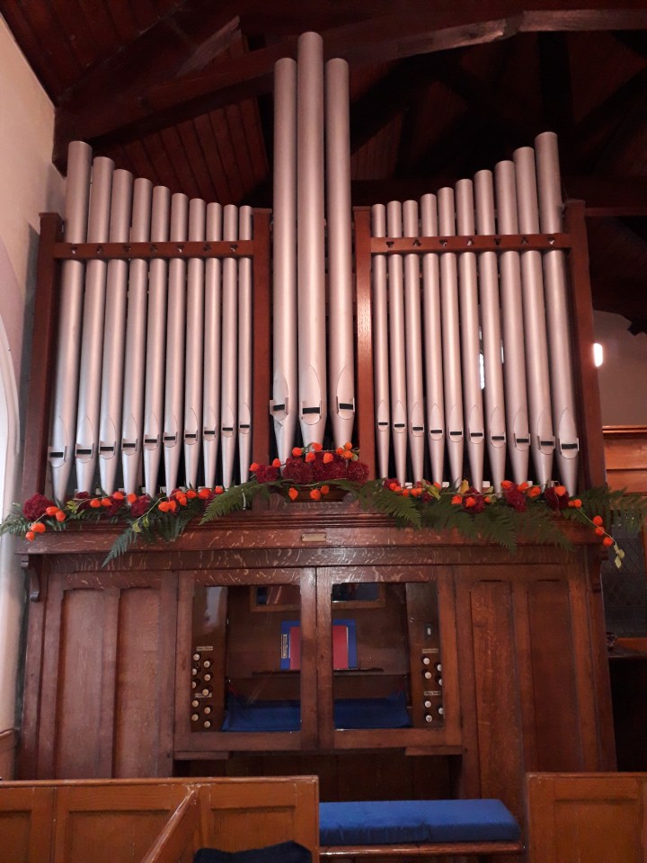 Ballee Harvest Organ