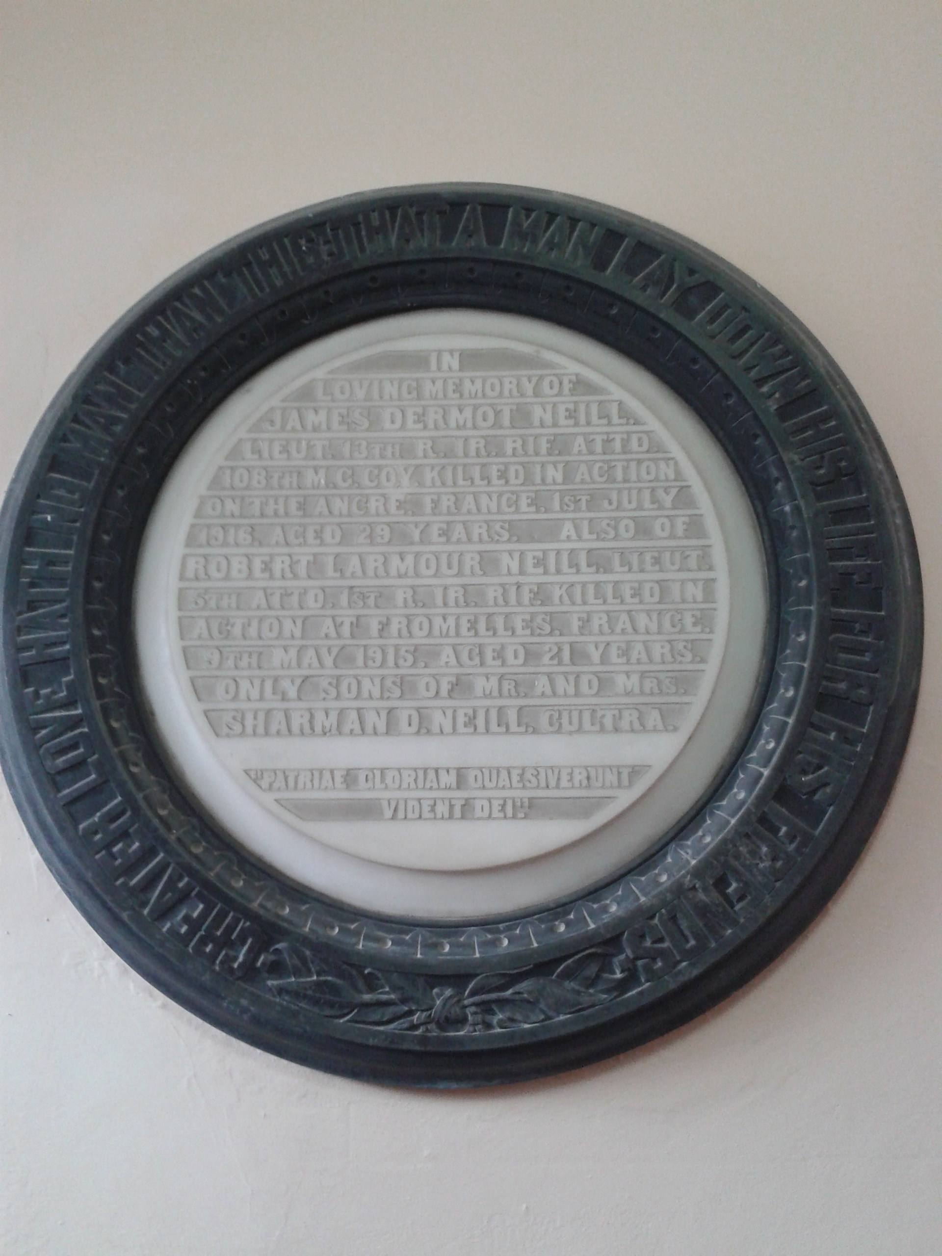 Holywood Memorial Lieut R L Neill
