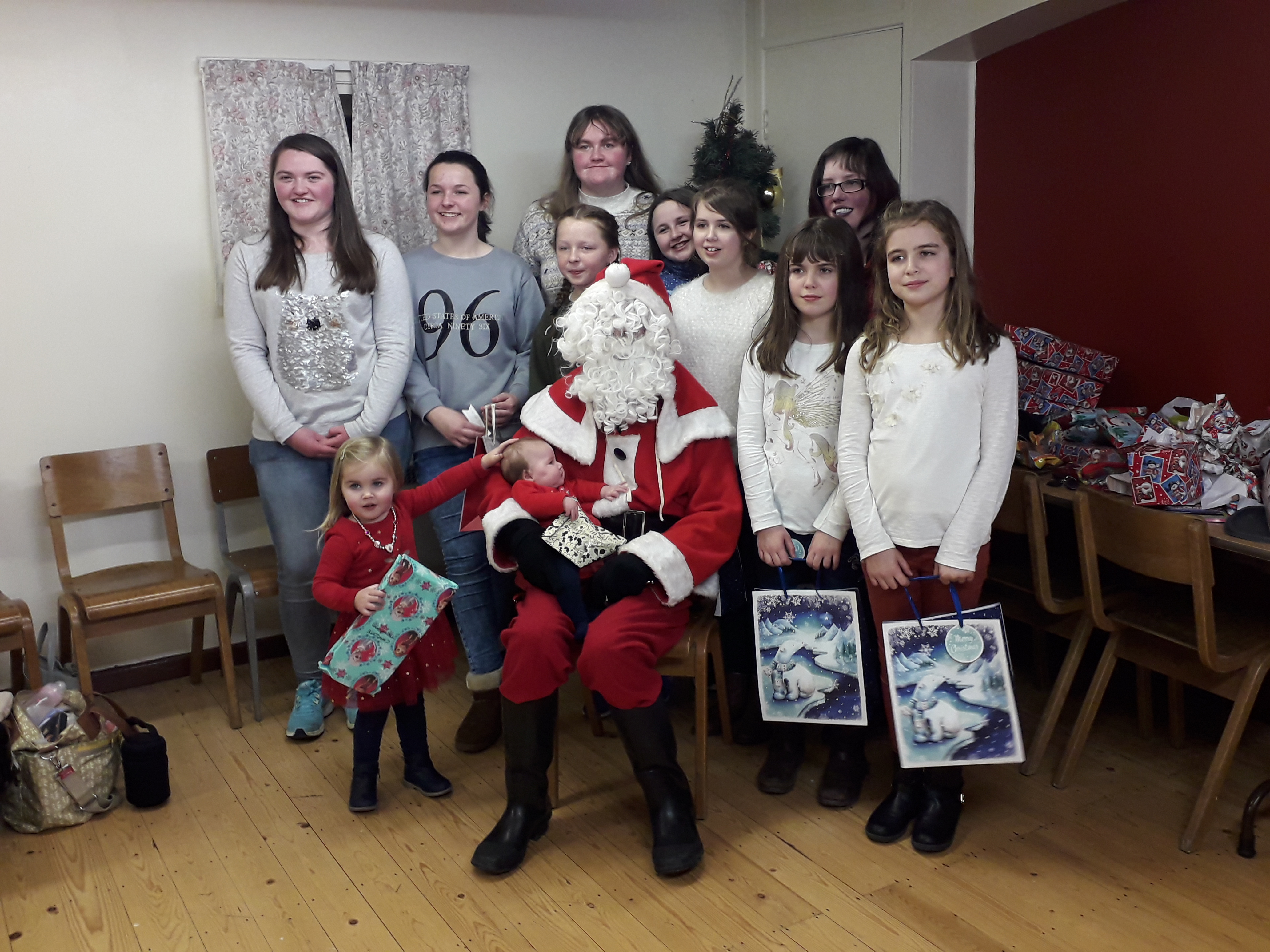 Downpatrick Christmas party 05