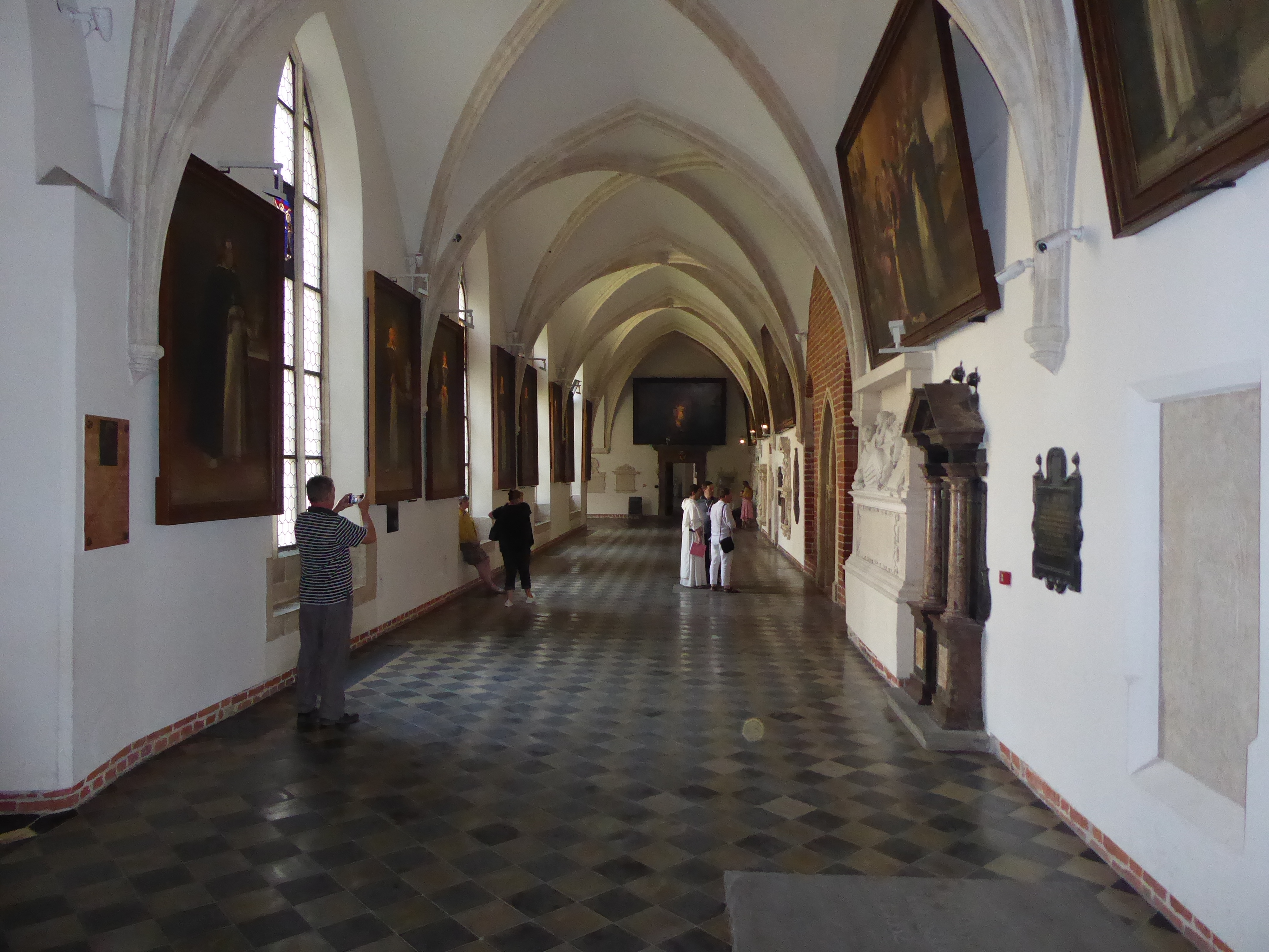 Dominican cloisters
